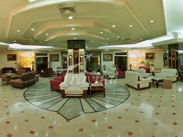 Ghasr al-Ziyafe Hotel Mashhad 4