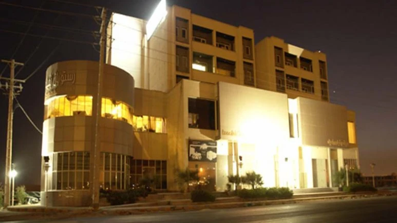 Roumeyle Apartment Hotel Asaluyeh 7