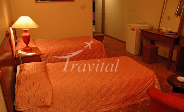 Parsian Azadi Hotel Bam 5
