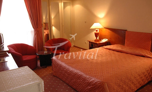 Parsian Azadi Hotel Bam 6