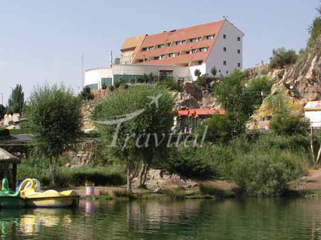 Zagros Hotel Borujerd 6