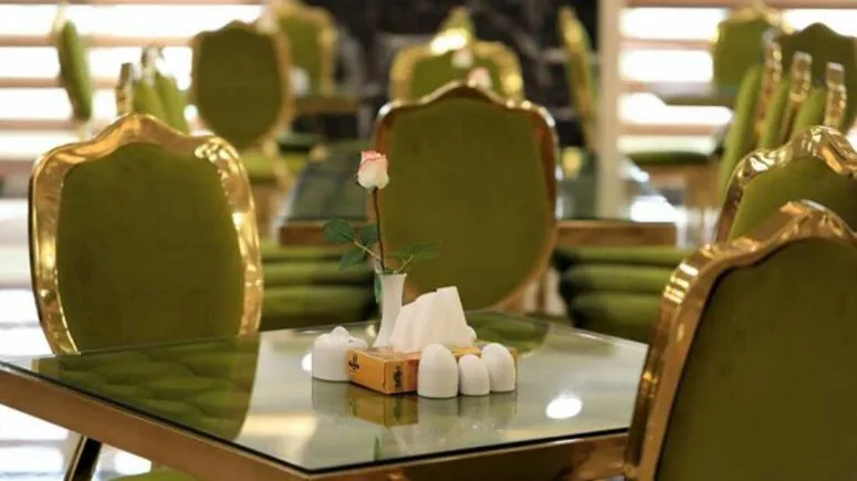 Amiran 2 Farhangiyan Hotel Hamedan 12