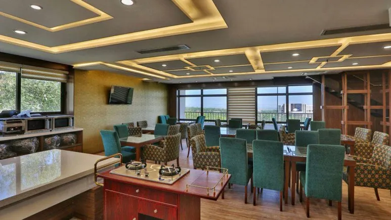 Katibeh Hotel Hamedan 4