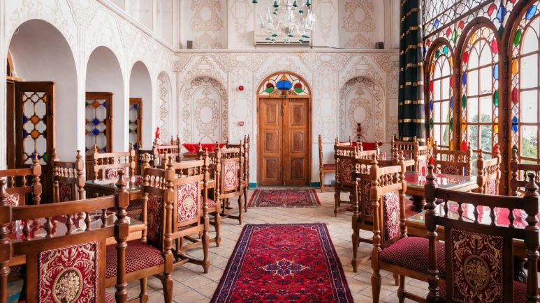 Ghasr e Monshi Traditional Residence Isfahan 10