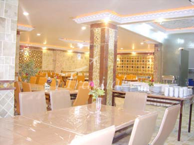 Ghasr Apartment Hotel Isfahan 4