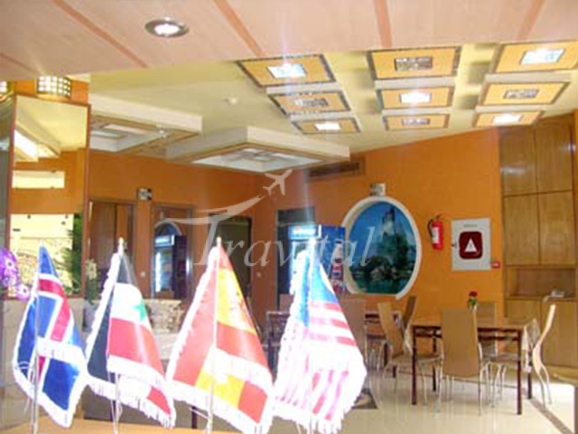 Ghasr Apartment Hotel Isfahan 7