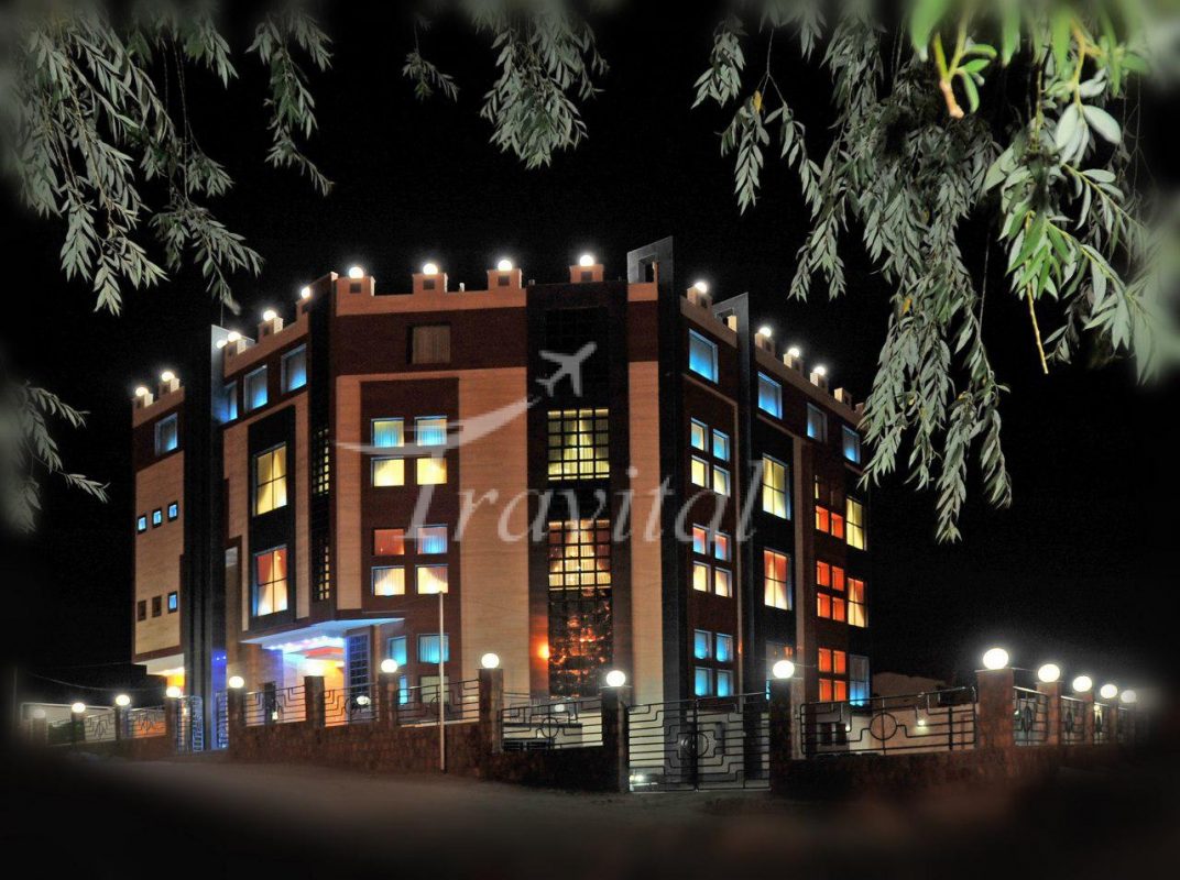 Pardis Mobarakeh Hotel Isfahan 10