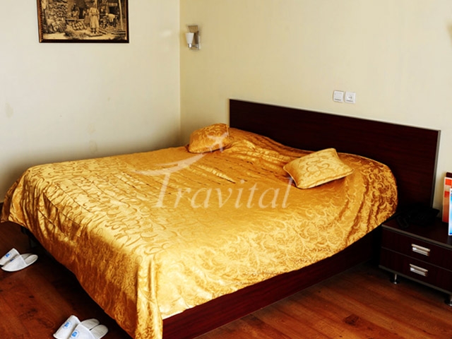 Piroozy Hotel Isfahan 2