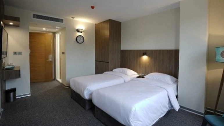 Karbat Hotel Isfahan 4