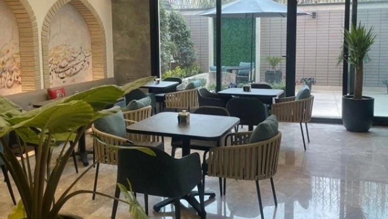 Karbat Hotel Isfahan 8