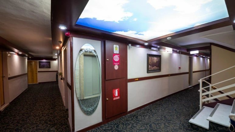 Parsian Suite Hotel Isfahan 13