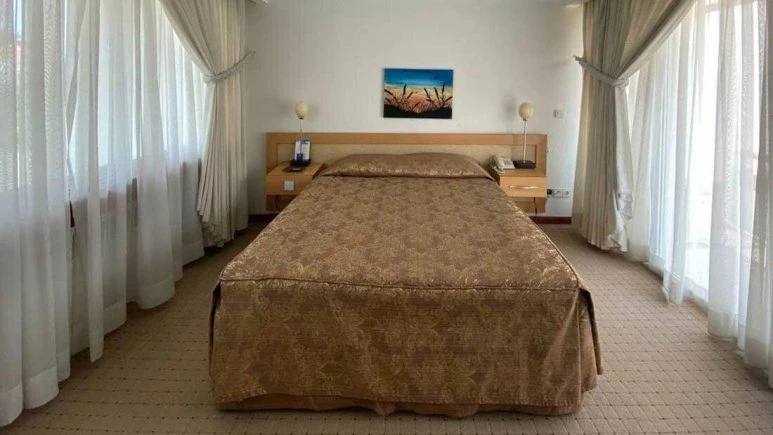 Narenjestan Hotel Izadshahr 1