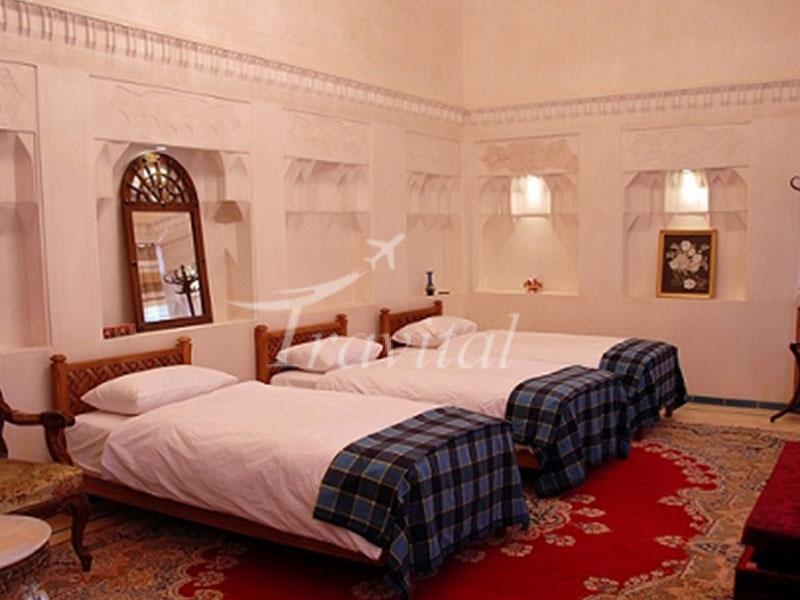 Mahinestan Raheb Hotel Kashan 16