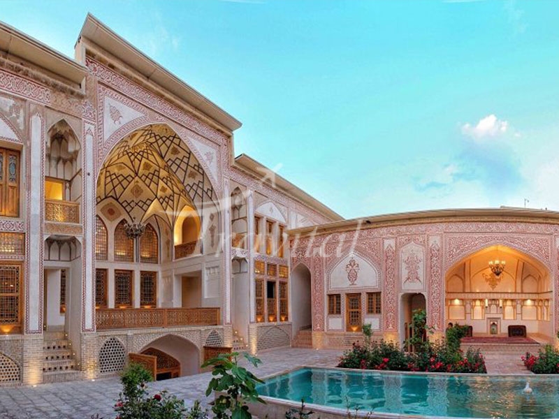 Mahinestan Raheb Hotel Kashan 8