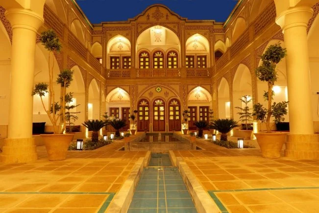 Mandegar Traditional Residence Kashan 12