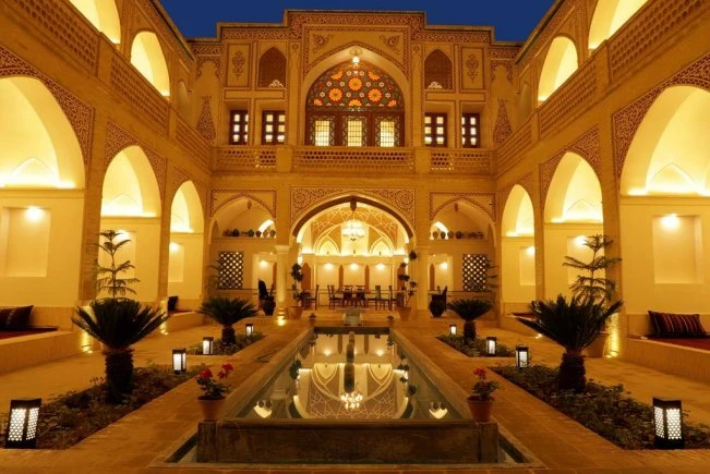 Mandegar Traditional Residence Kashan 15