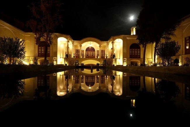 Mandegar Traditional Residence Kashan 6