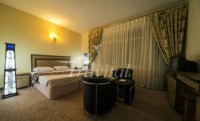 Grand Hotel Maragheh 12