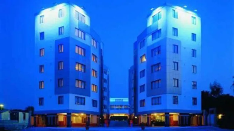 Ariyan Hotel Nur 2