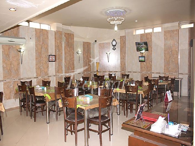 Morvarid Hotel Qom 4
