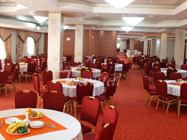 Parsia Hotel Qom 7
