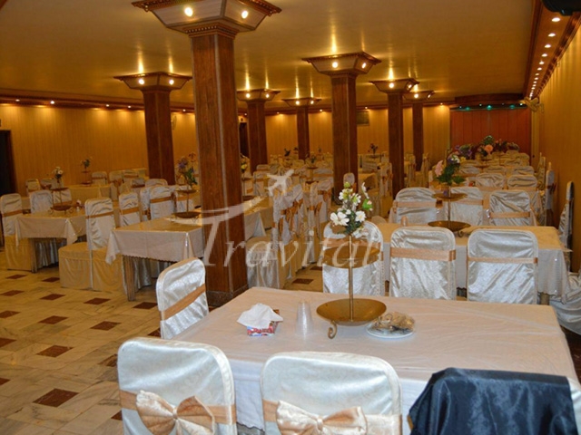 Roz (Rose) Hotel Qom 2