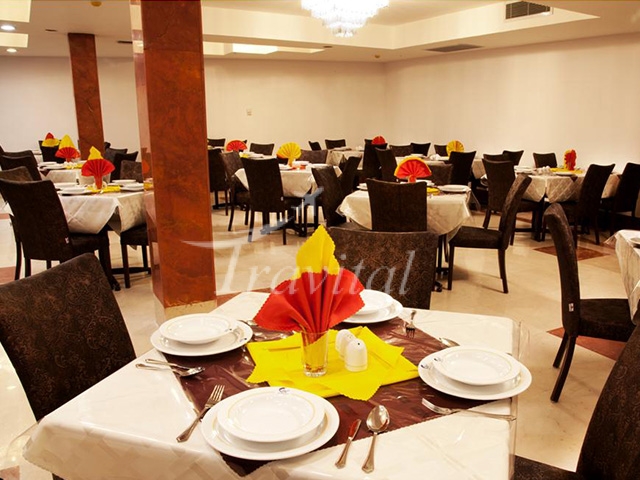 Sadeghiyeh Hotel Qom 4