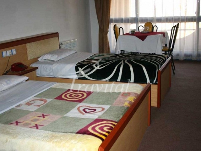 Baharestan Hotel Rasht 8