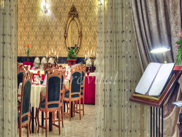 Aryo Barzan Hotel Shiraz 8