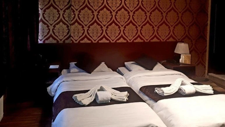 Kaspian (Caspian) Hotel Tabriz 1