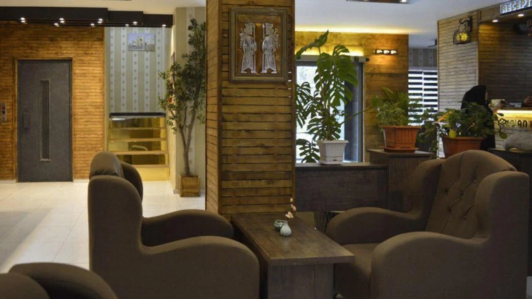 Kaspian (Caspian) Hotel Tabriz 2