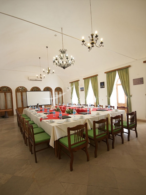 Laleh Hotel Yazd 18