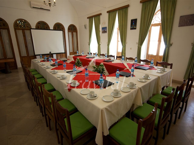 Laleh Hotel Yazd 23