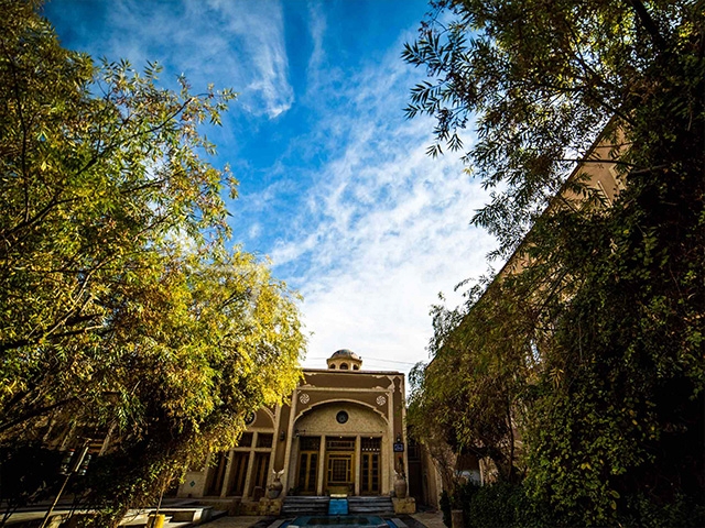 Moshir al-Mamalek Garden Hotel Yazd 1